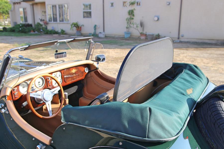 Детали экстерьера Morgan Roadster 2005 года  (фото 84 из 146)